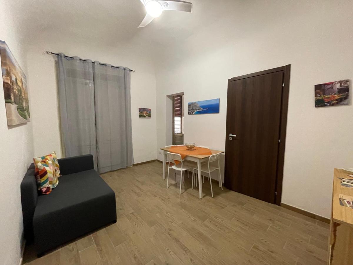 Le Colonne Del Massimo Apartment Palermo Ngoại thất bức ảnh